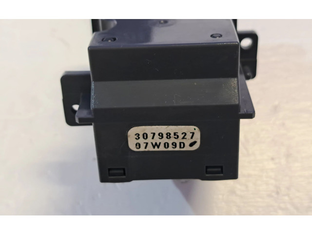 Ручка стеклоочистителей 30798527   Volvo S60