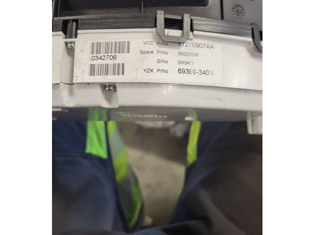 Панель приборов 36002606, 69399340U   Volvo V70       