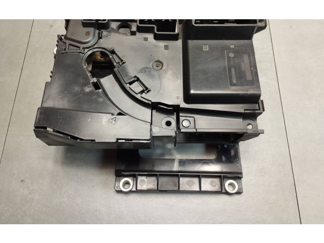   Pojistková skříňka 7L0937548C   Audi Q7 4L 2007