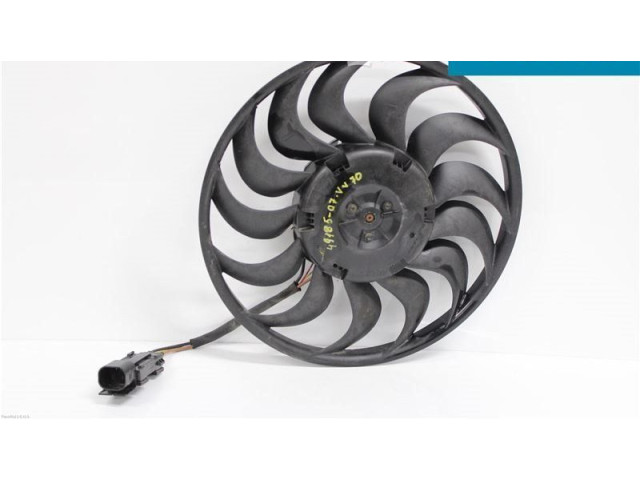 Электрический вентилятор радиаторов  30749760   Volvo V70 