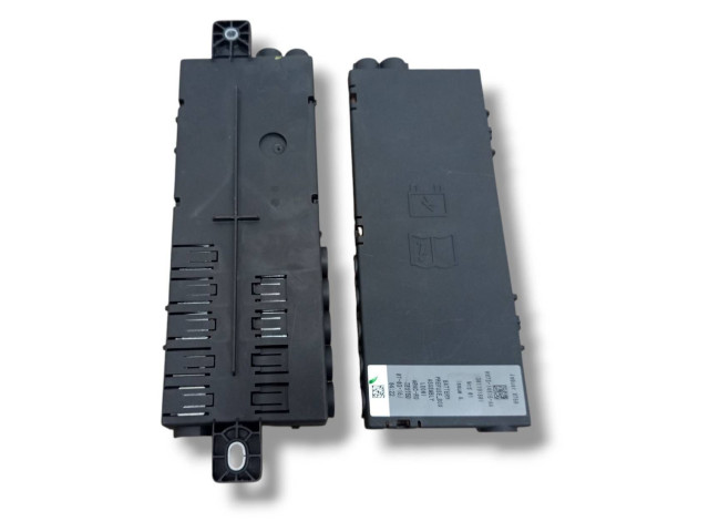 Ящик предохранителей (комплект) HX7314516AA, 301191801 Jaguar XE