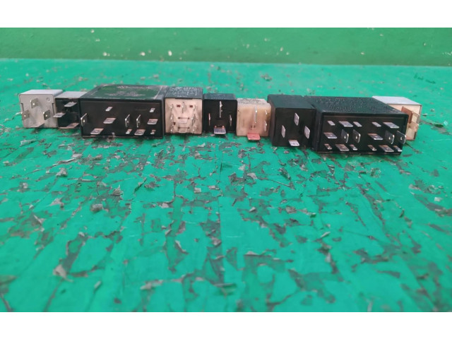 Блок предохранителей Audi A3 S3 8L
