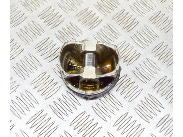 Поршень M 156 B 318342 Maserati Ghibli