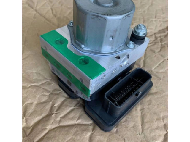 Блок АБС 103779700D Tesla Model S 2012 - года