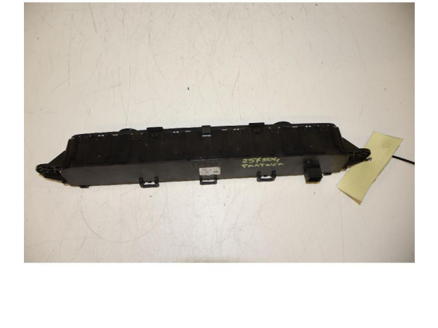 Блок управления климат-контролем 98340416ZD   Peugeot Partner III