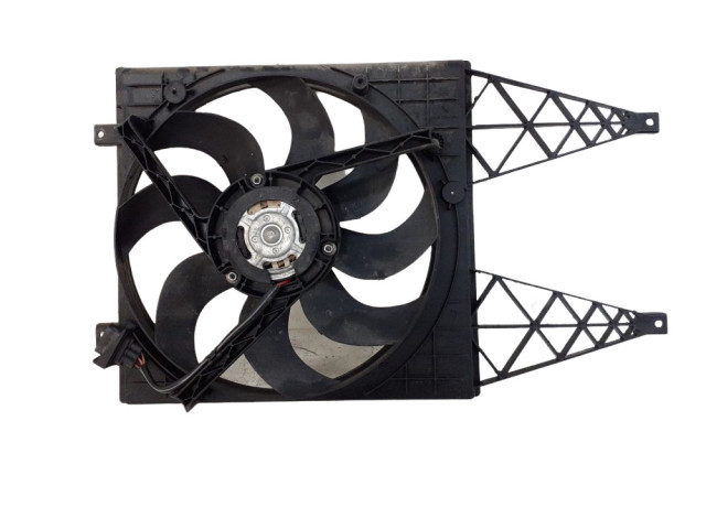 Вентилятор радиатора 6Q0121207N, 6Q0121207N Skoda Fabia Mk2 (5J)