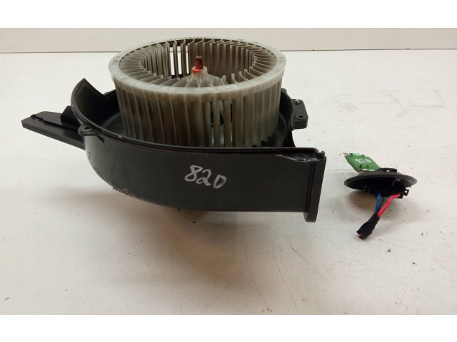 Вентилятор печки 6R1819015A Skoda Fabia Mk3 (NJ)