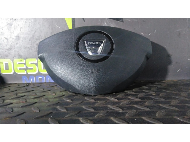Подушка безопасности водителя 985100037R   Dacia Duster