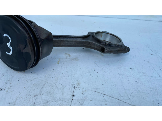 Поршень с шатуном Volvo V40 для бензинового двигателя 1.5