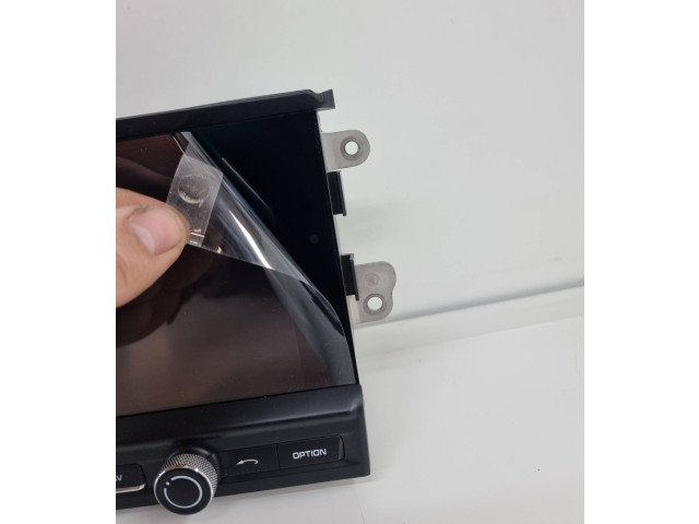 Дисплей    95b919597f   Porsche Macan (95B)