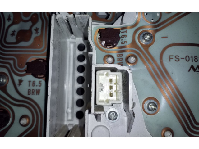 Přístrojová deska Subaru Legacy 1996 85012AC120, 0182044