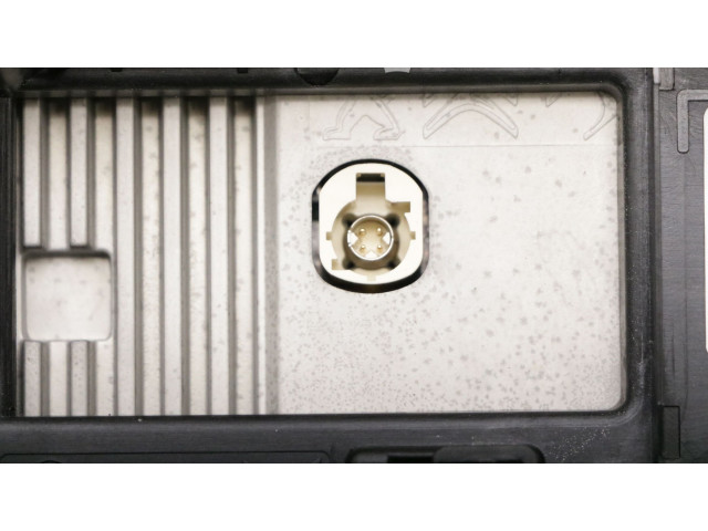 Дисплей    9841452080, 9841452080   Peugeot 2008 II