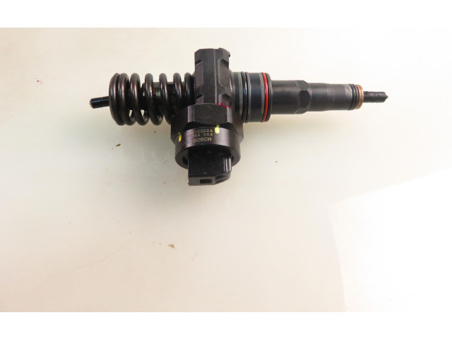 Форсунка 0414720028, 038130073AA    Audi A3 S3 8L  ASZ 