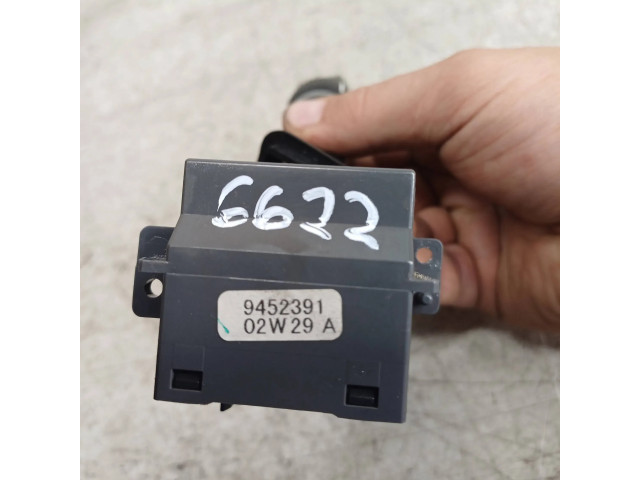 Ручка стеклоочистителей 9452391, 02W29A   Volvo XC90