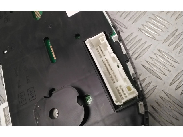 Přístrojová deska Nissan Qashqai 2008 JD30B