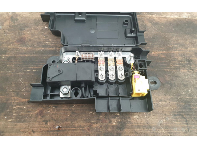 Блок предохранителей 1K0937548A Audi A3 S3 A3 Sportback 8P