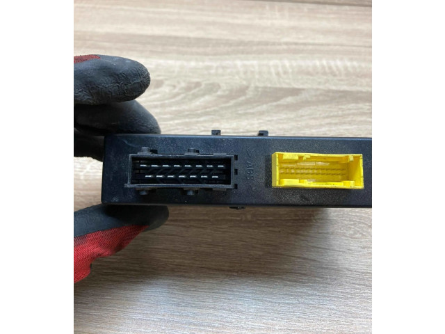 Блок комфорта 96398198, 10311854   Peugeot Expert   