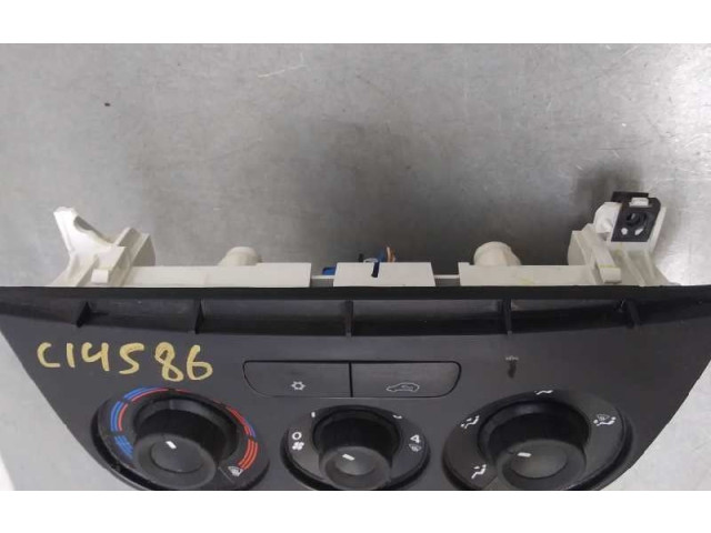 Модуль блока управления кондиционером 735498657 Opel Combo D