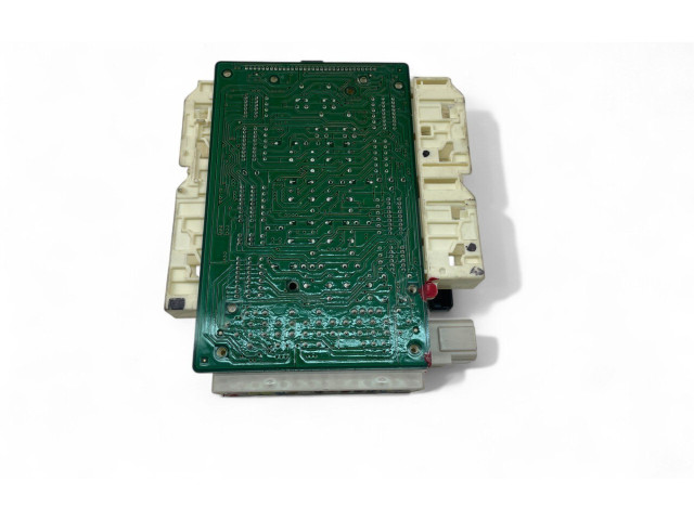 Блок управления коробкой передач 892210D120   Toyota Yaris