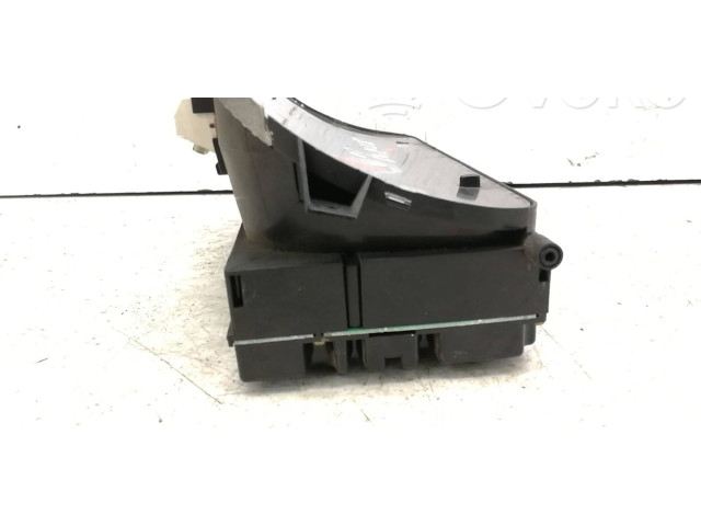 Přístrojová deska Volkswagen Caddy 1996 87001323, 88311235