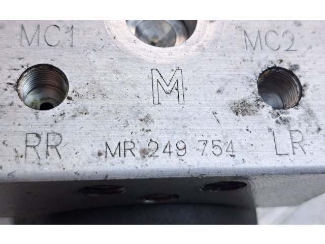 Блок АБС 0265216464, MR249754 Mitsubishi Carisma 1996 - 1999 года