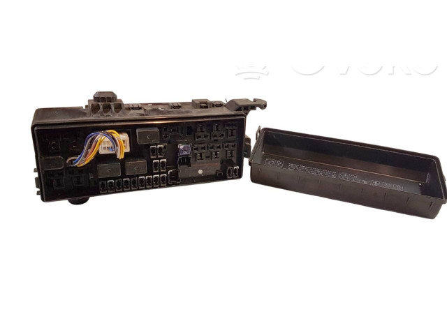 Блок предохранителей PR06900000, PR06401000 Mitsubishi L200