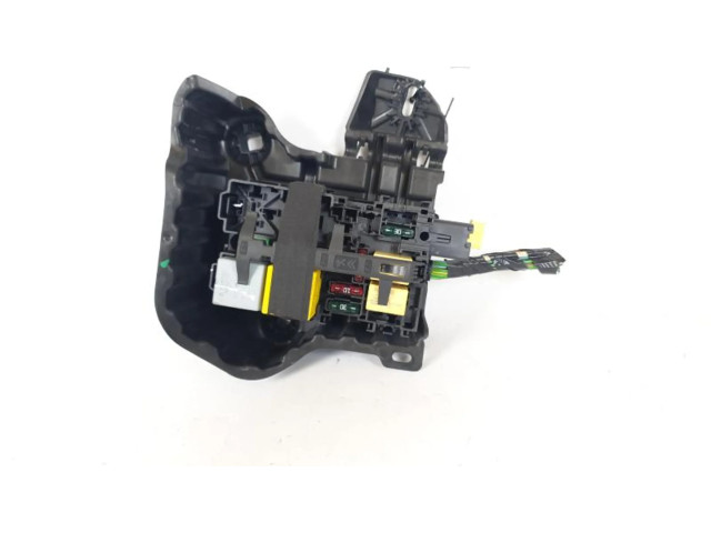 Блок предохранителей 9806192580   Peugeot 2008 I    