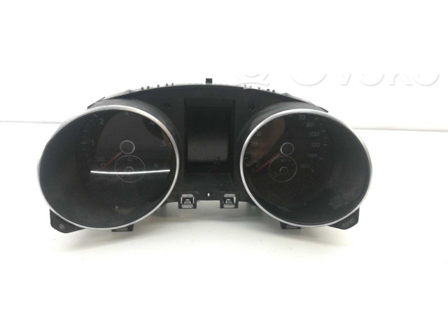 Панель приборов 5K0920960N Volkswagen Golf VI