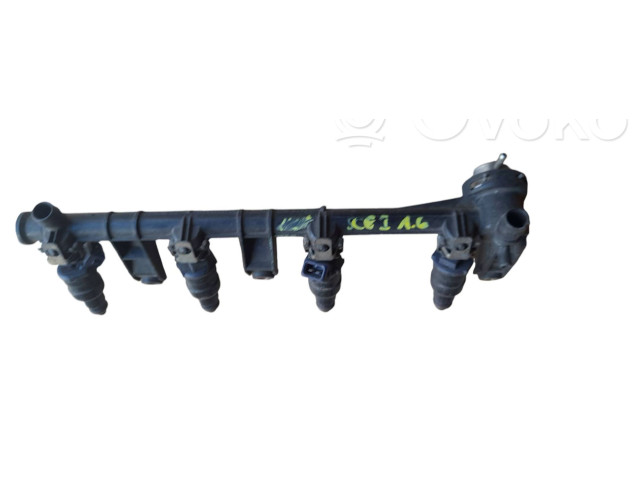 Топливная рампа 7700864726   Renault Scenic I  