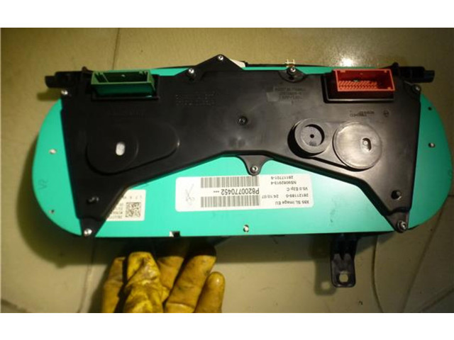 Панель приборов P8200770452   Renault Clio II       