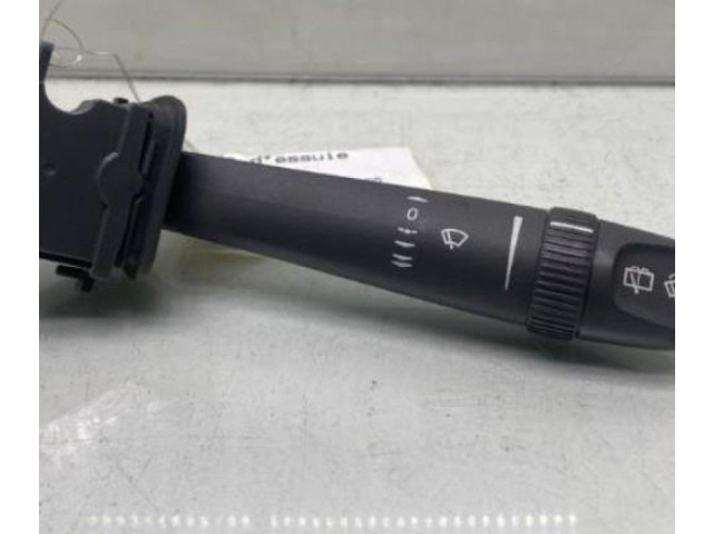 Ручка стеклоочистителей Volvo V70