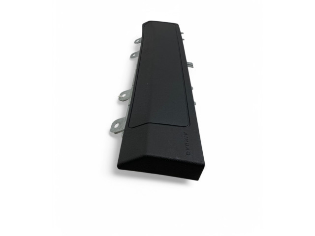 Подушка безопасности для колен A1768600402   Mercedes-Benz GLA W156