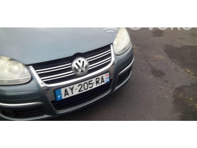 Зеркало электрическое        Volkswagen Jetta V  2005 - 2010 года   