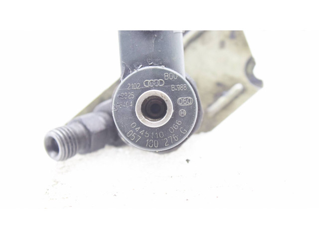 Vstřikovač 0445110066, 057130276g Audi A8 S8 D2 4D