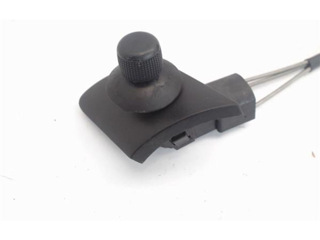 Зеркало электрическое        Skoda Fabia Mk1 (6Y)  1999 - 2007 года   