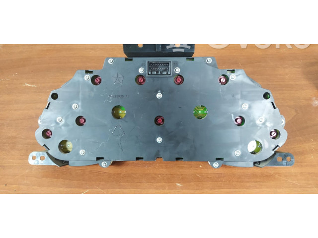 Панель приборов Jeep Cherokee III KJ