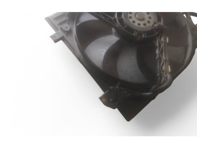 Радиатор интеркулера 909000894   Skoda Fabia Mk2 (5J)