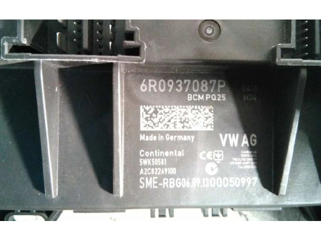 Блок управления двигателя 6R0937087P Skoda Rapid (NH)