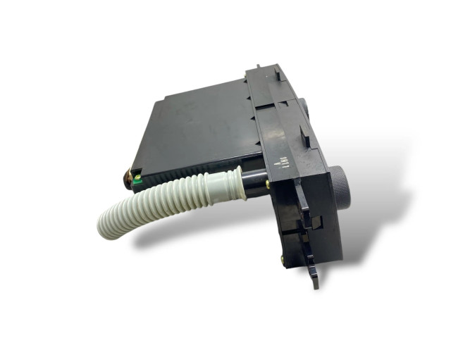 Блок управления климат-контролем 20910836, D8J100817106 Chevrolet Captiva