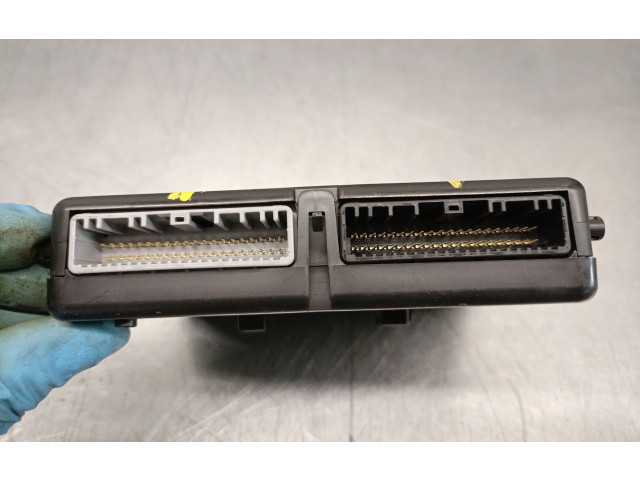 Блок управления 285255204R   Dacia Sandero III