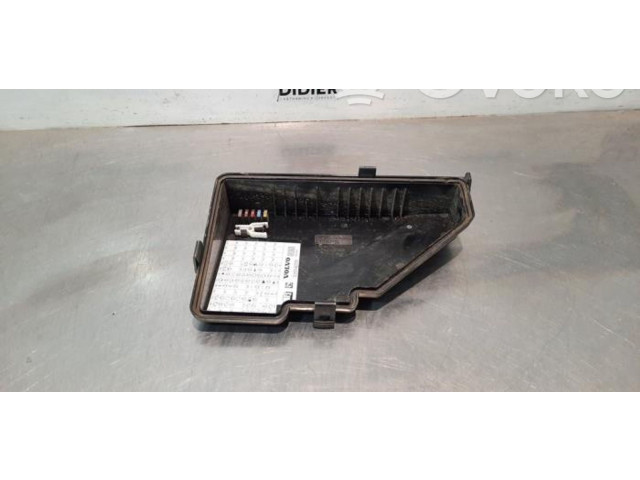 Pojistková skříňka 31398001 Volvo V60 2019