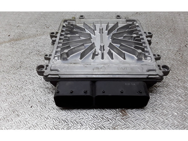 Блок управления двигателя 30729826A, 0281012103   Volvo V70