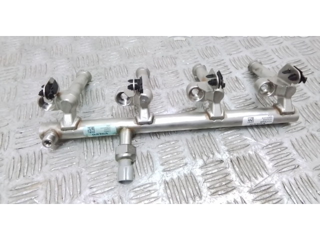 Топливная рампа 31478555, 31478560   Volvo XC90  