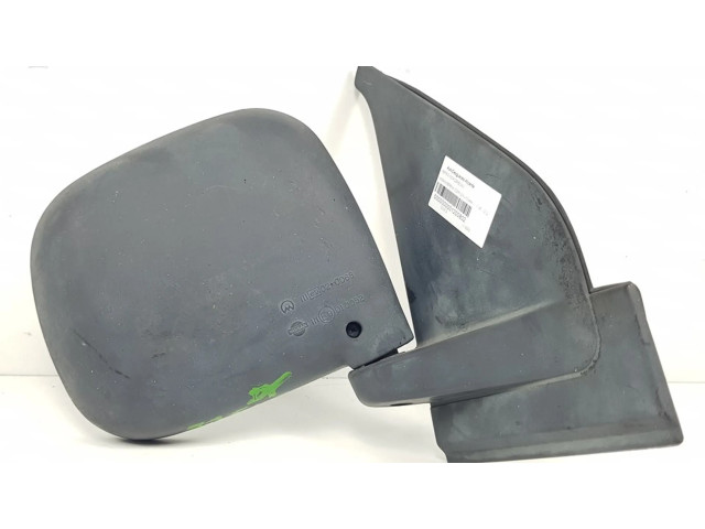 Zpětné zrcátko pravé Nissan Serena 1998