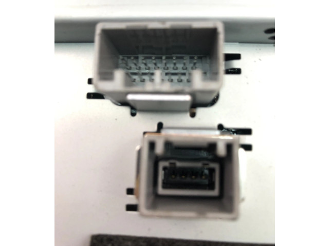 Дисплей    31328306   Volvo S60