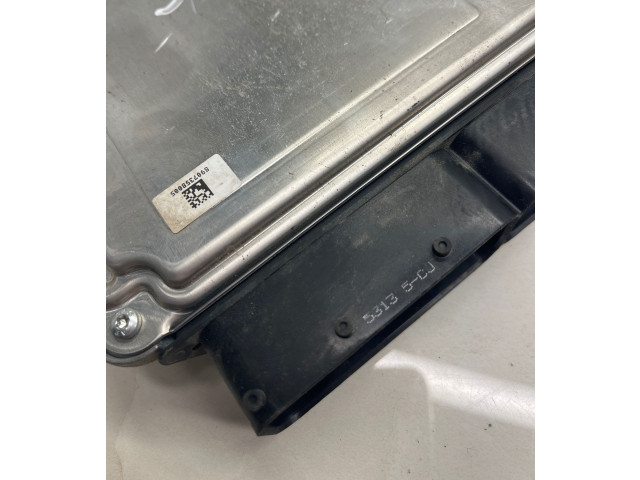 Řídící jednotka 03L906018DC, 03L907309AE Volkswagen Caddy 2012