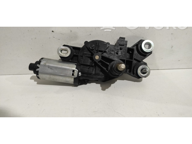 Моторчик заднего дворника     Volvo V70