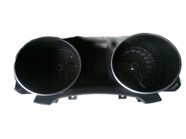 Панель приборов 5K0920871A Volkswagen Golf VI