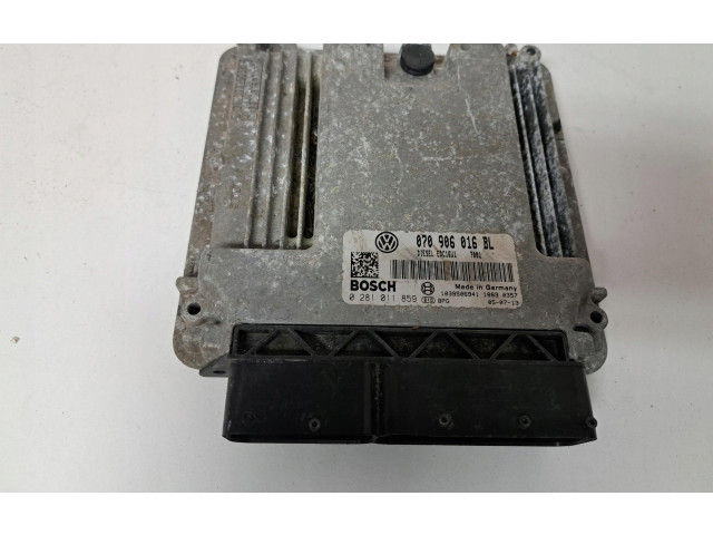 Řídící jednotka KS024 Volkswagen Touareg III 2021