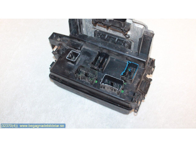 Pojistková skříňka P05026021AB Dodge Magnum 2005